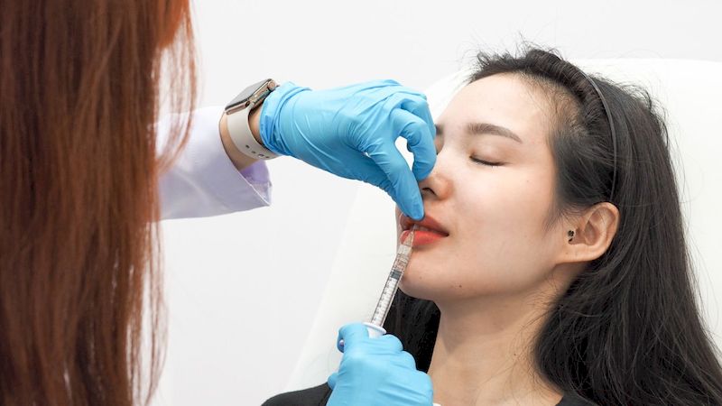 ขั้นตอนฉีดฟิลเลอร์ปาก โดยหมอแพร