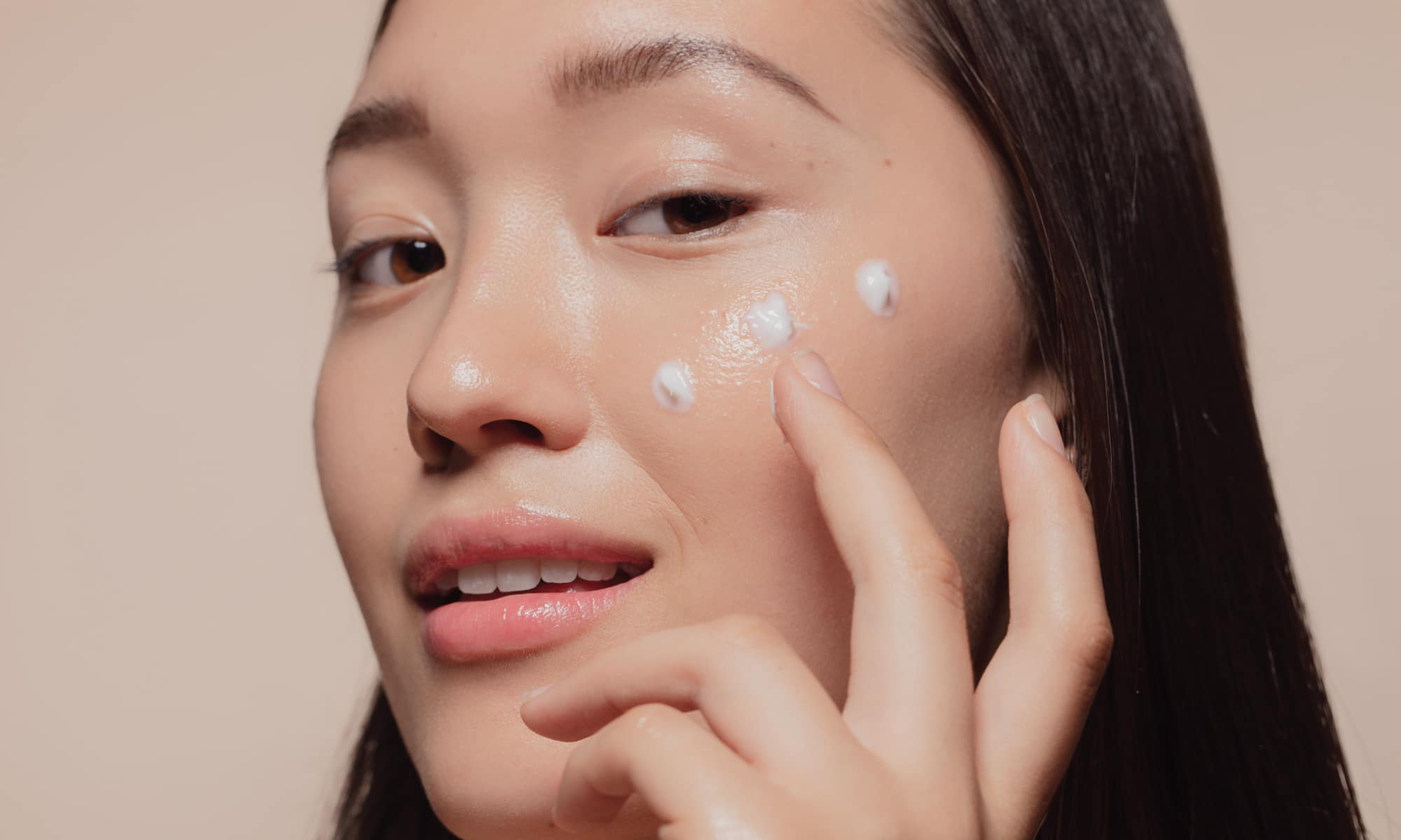 ครีมยกกระชับใบหน้า