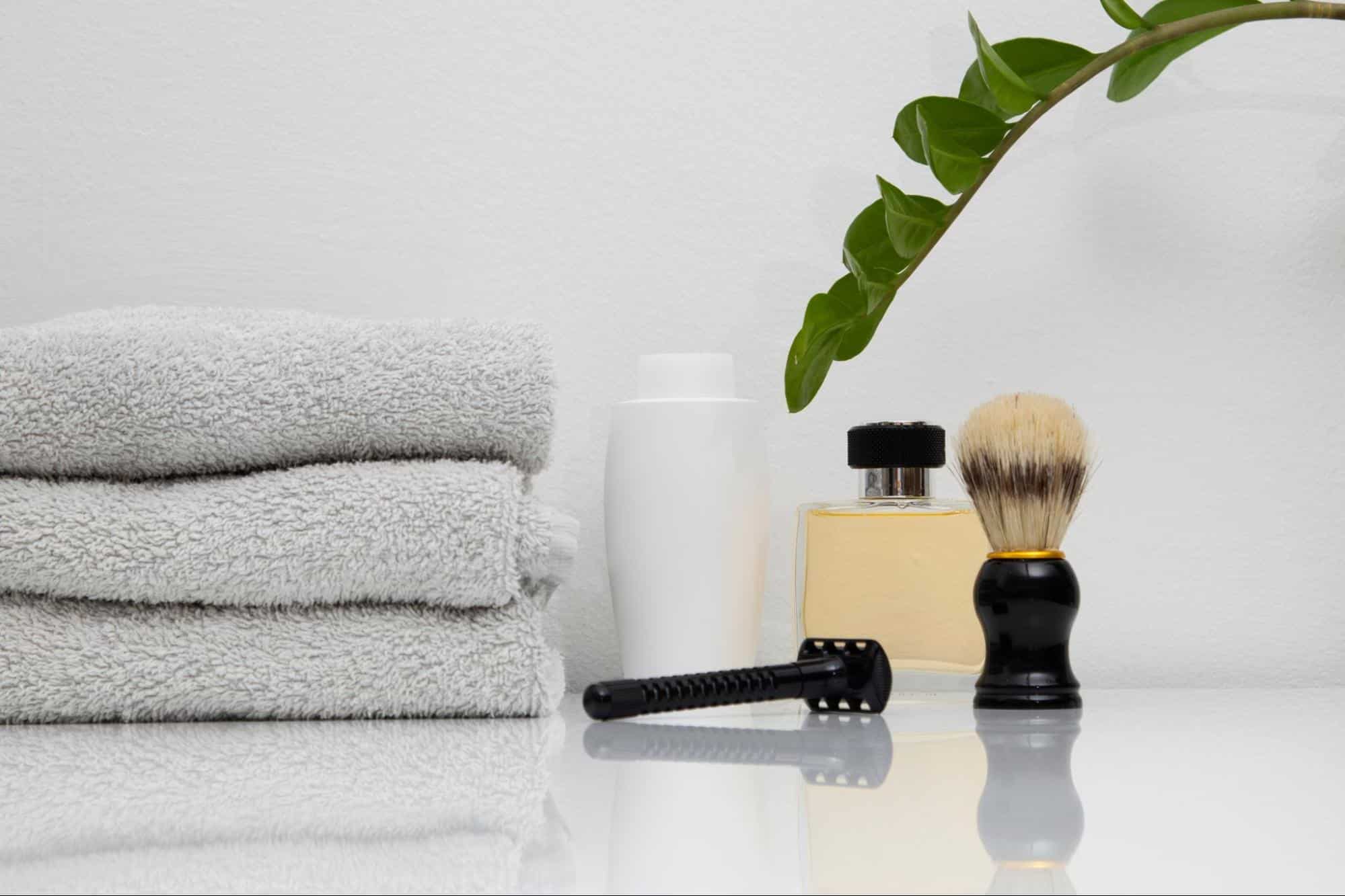 อุปกรณ์โกนหนวด