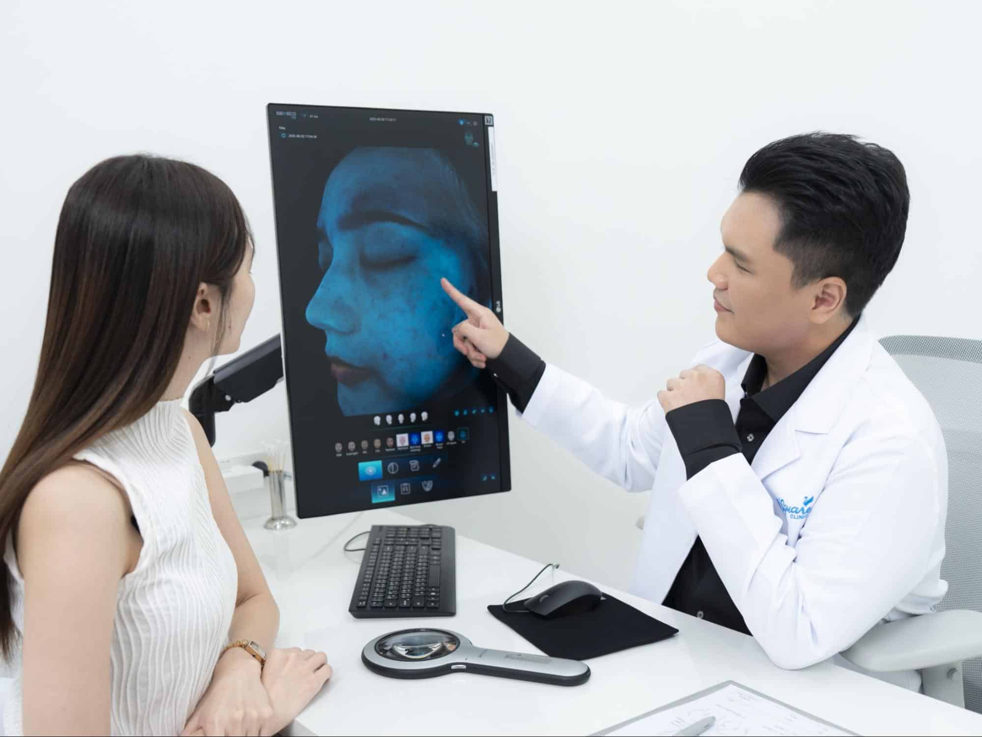 เลเซอร์ฝ้า ที่ V Square Clinic