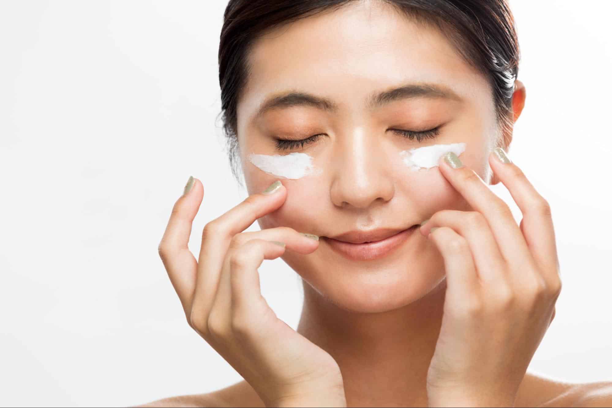 ครีมบำรุงรอบดวงตา