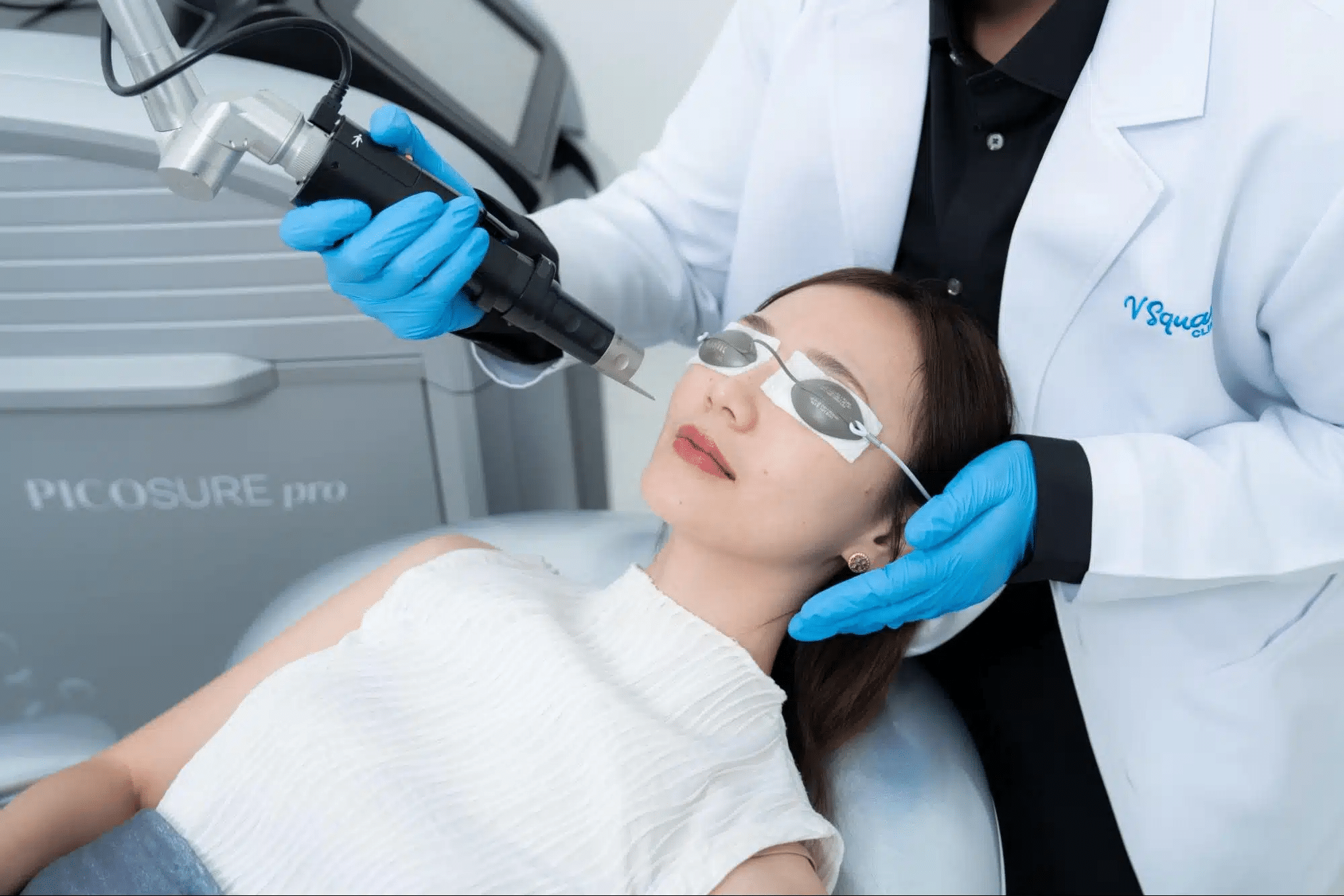 เลเซอร์ฝ้า