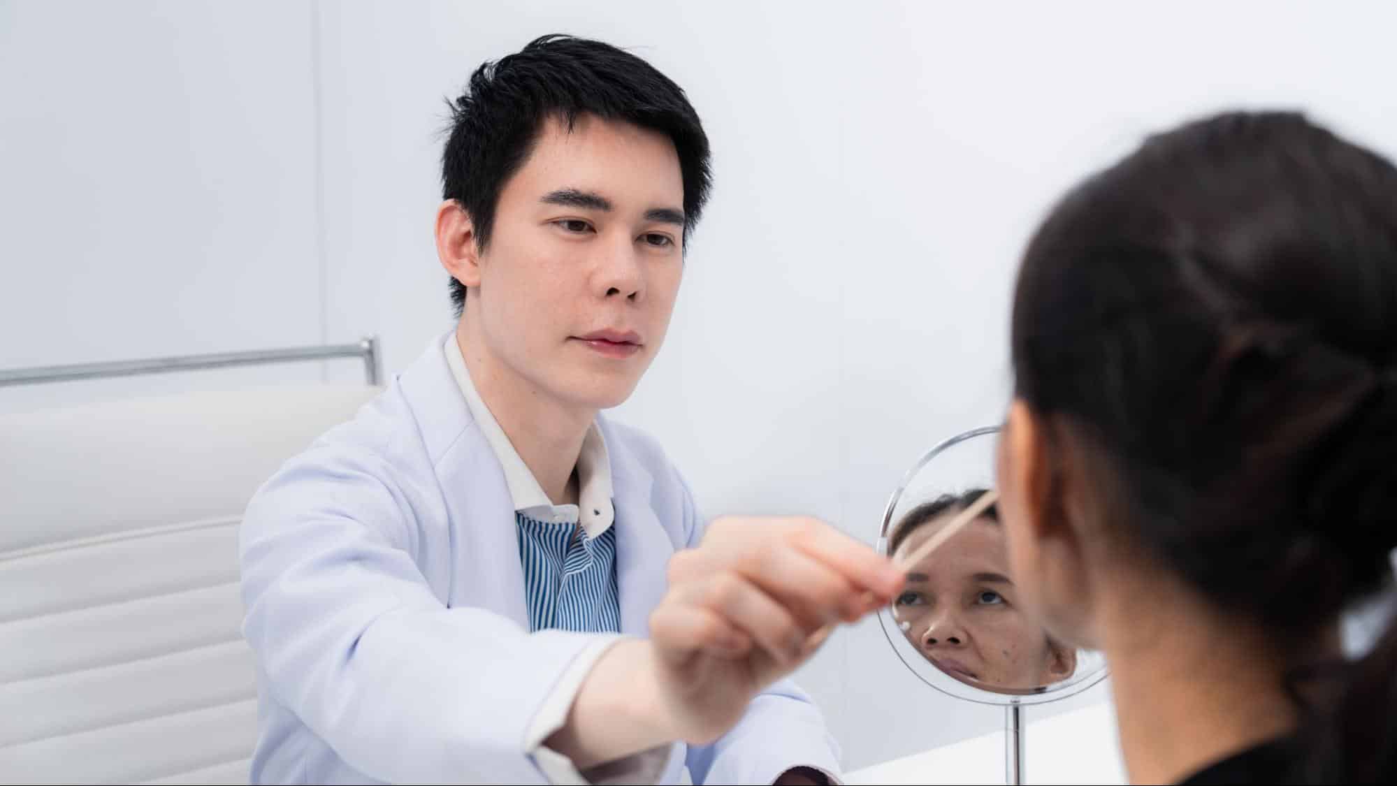 แก้มุมปากตก ประเมินหน้า